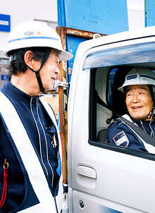 働く人の様子